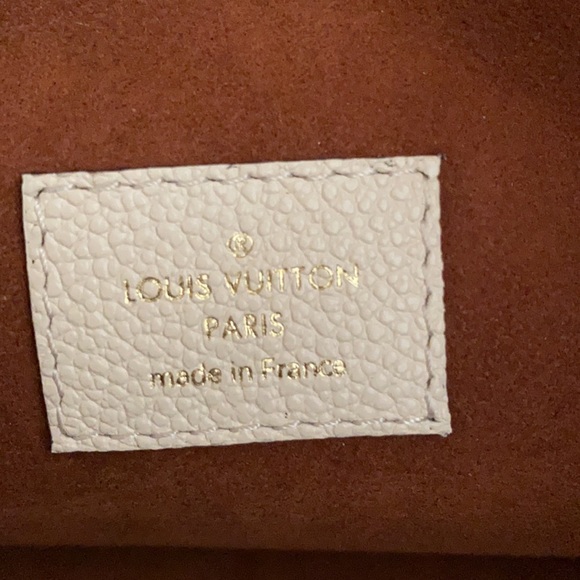 Louis Vuitton Empreinte Pouchette Métis MM Cream - Picture 12 of 17